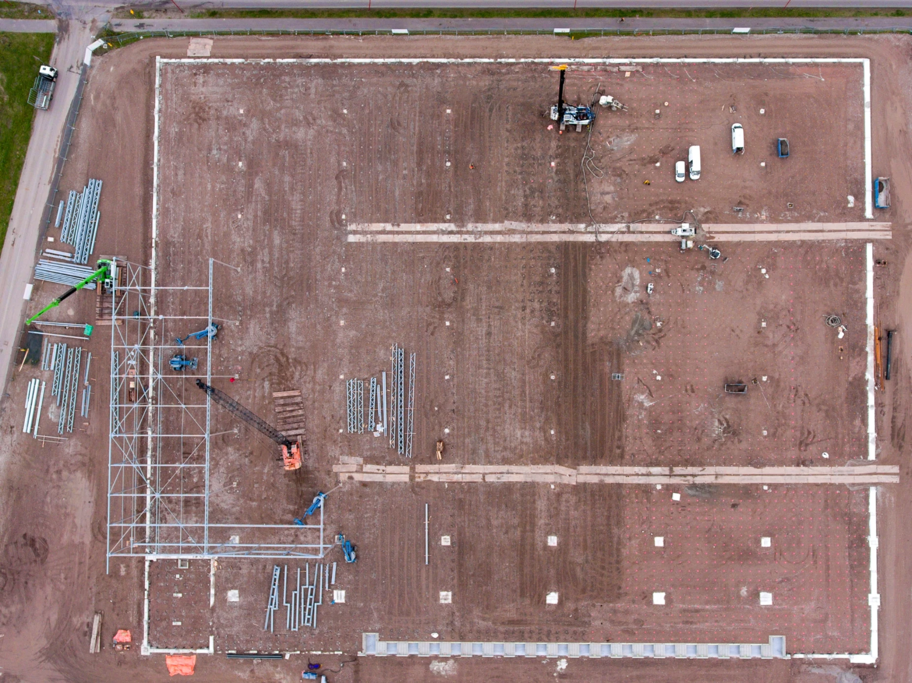 overhead-shot-construction-site-warehouse (1) (1)